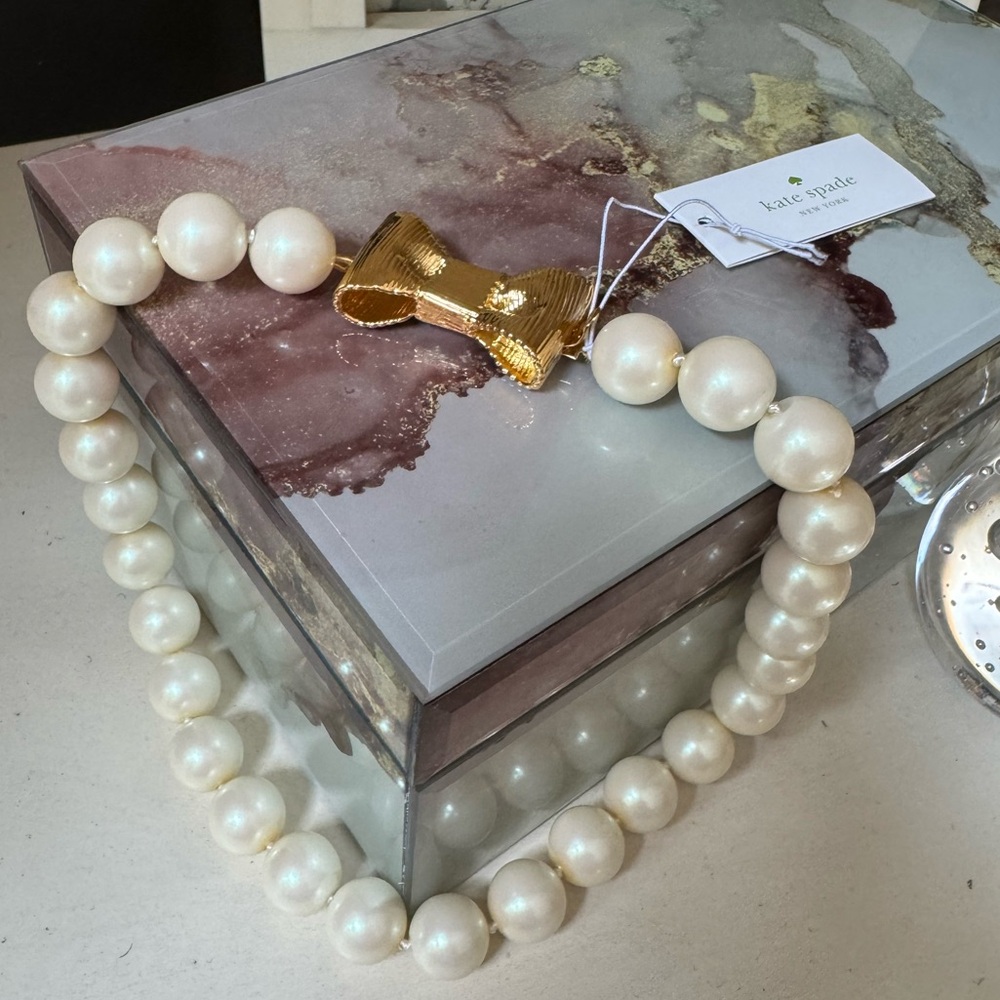 LAST ONE! Kate Spade Pearls Short Necklace NWT! - Picture 5 of 12